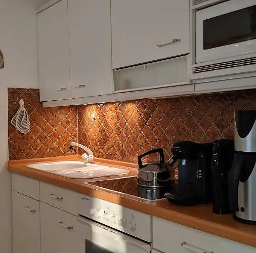 Goski & Gobike 4k Netflix Free Apartment *